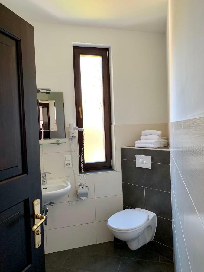 Luisenhof Hotell Neuglobsow Exteriör bild